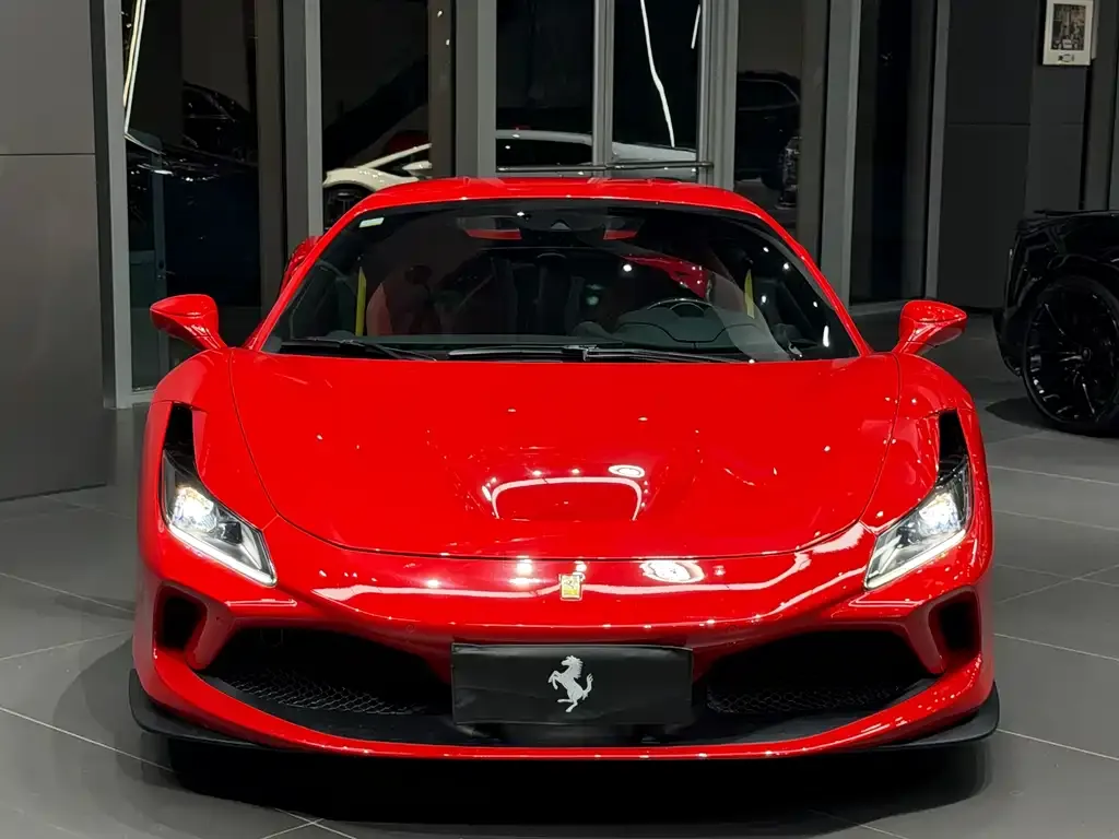 Ferrari F8 — фото 7