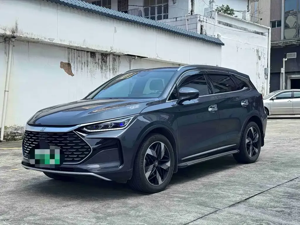 BYD Tang New Energy — фото 1