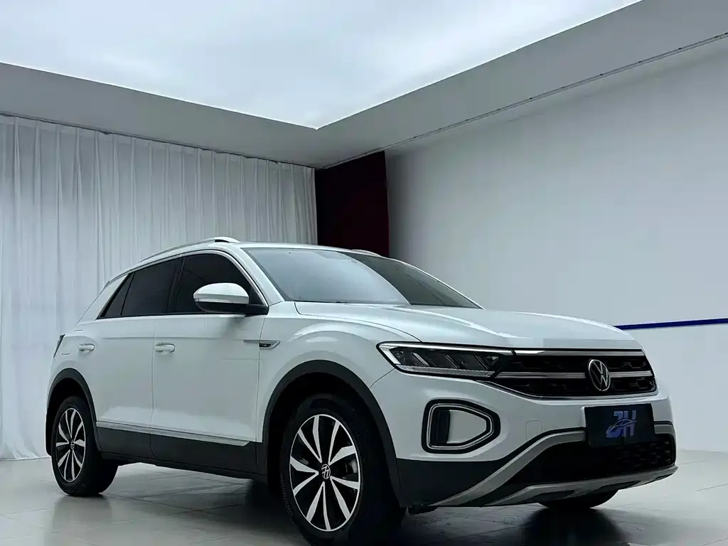 Volkswagen T-Roc — фото 5
