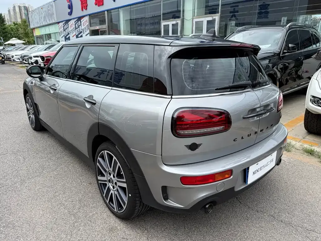 MINI Clubman — фото 5