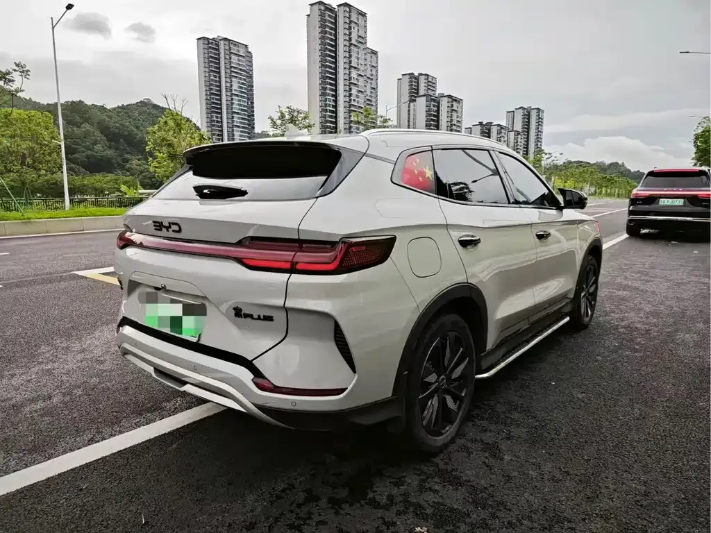 BYD PLUS New Energy — фото 3