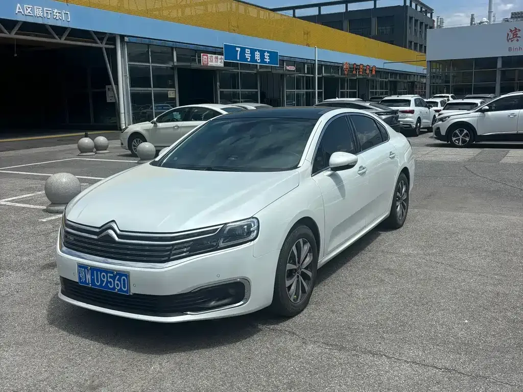 Citroen C6