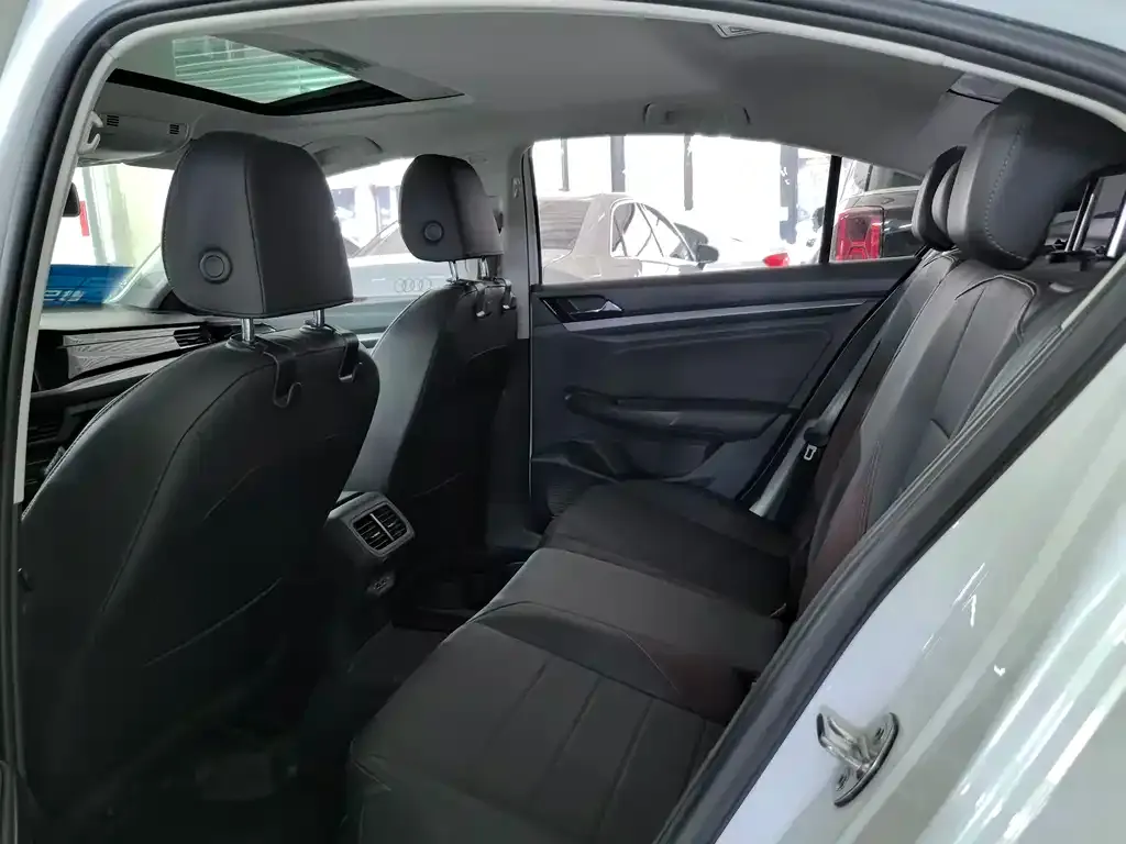 Volkswagen Bora 2022 из CN, фото 3
