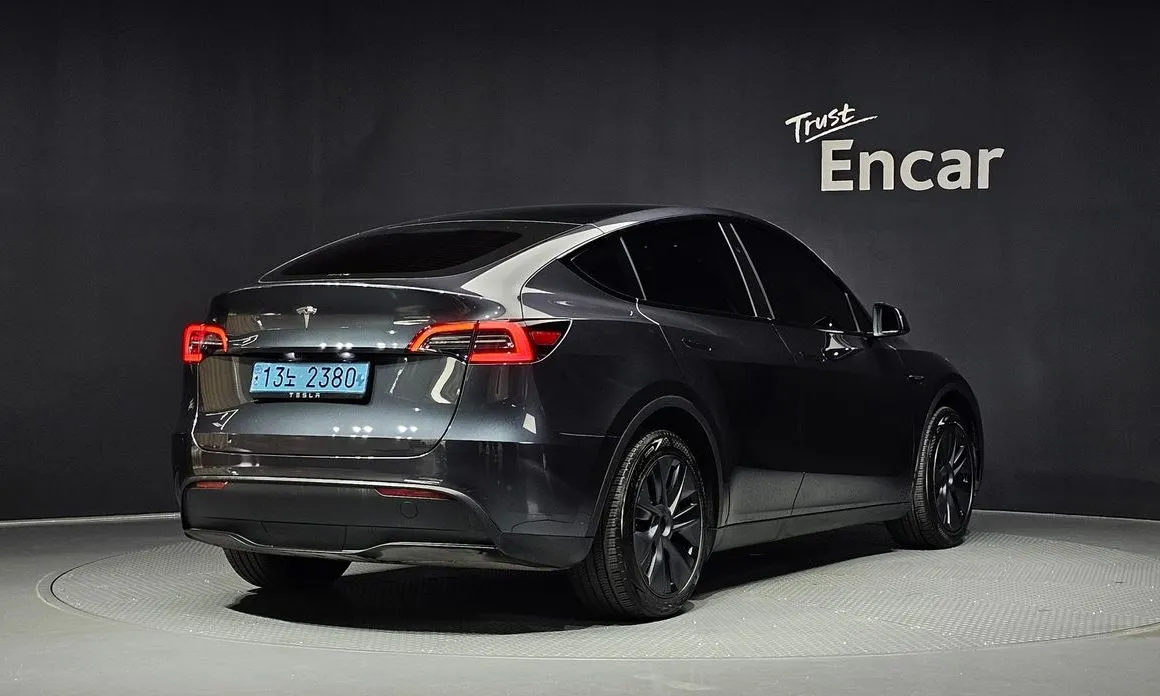 Tesla Model Y 2025 из KR, фото 5