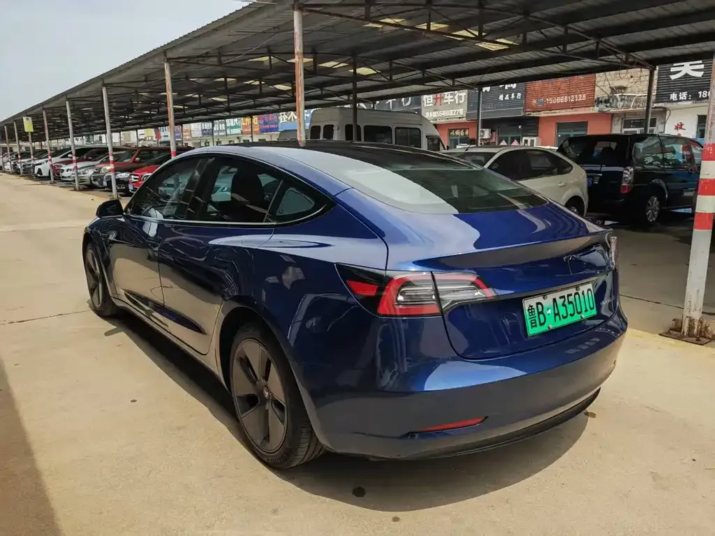 Tesla Model 3 — фото 5