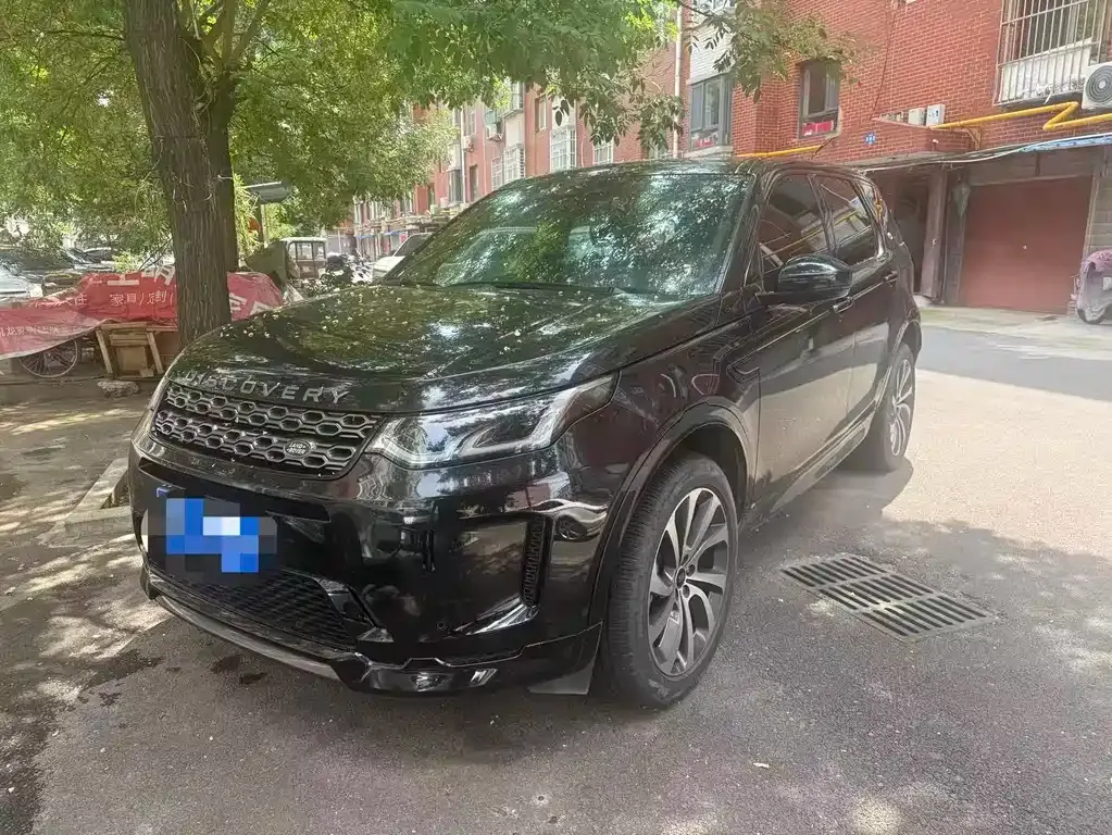 Land Rover Discovery Sport — фото 1