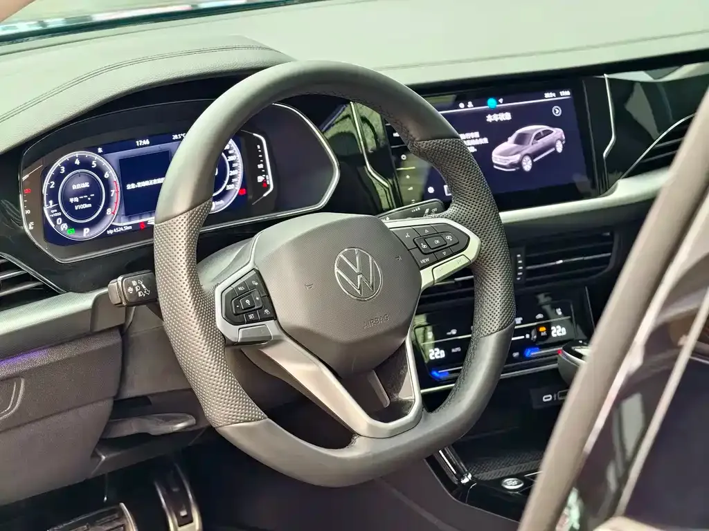 Volkswagen Passat — фото 8