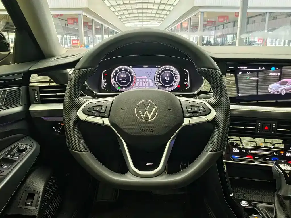 Volkswagen Passat — фото 5