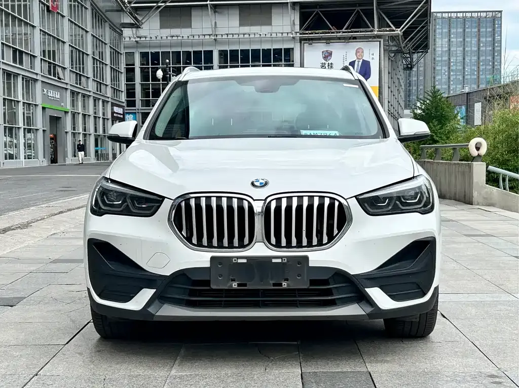 BMW X1 — фото 6