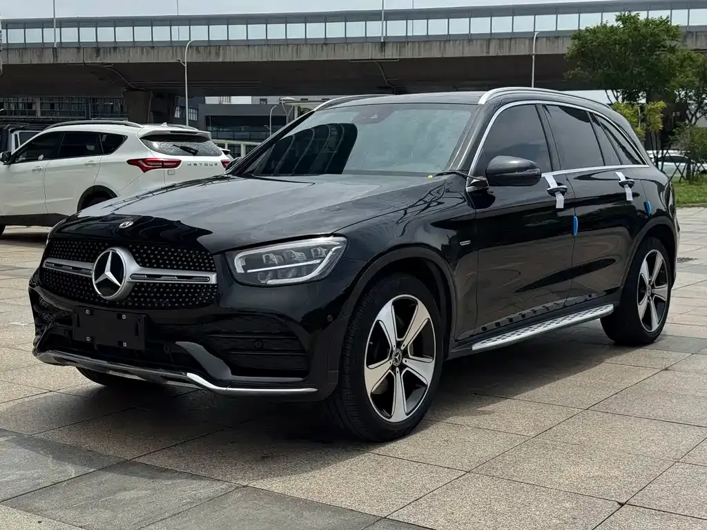 Mercedes-Benz GLC — фото 1