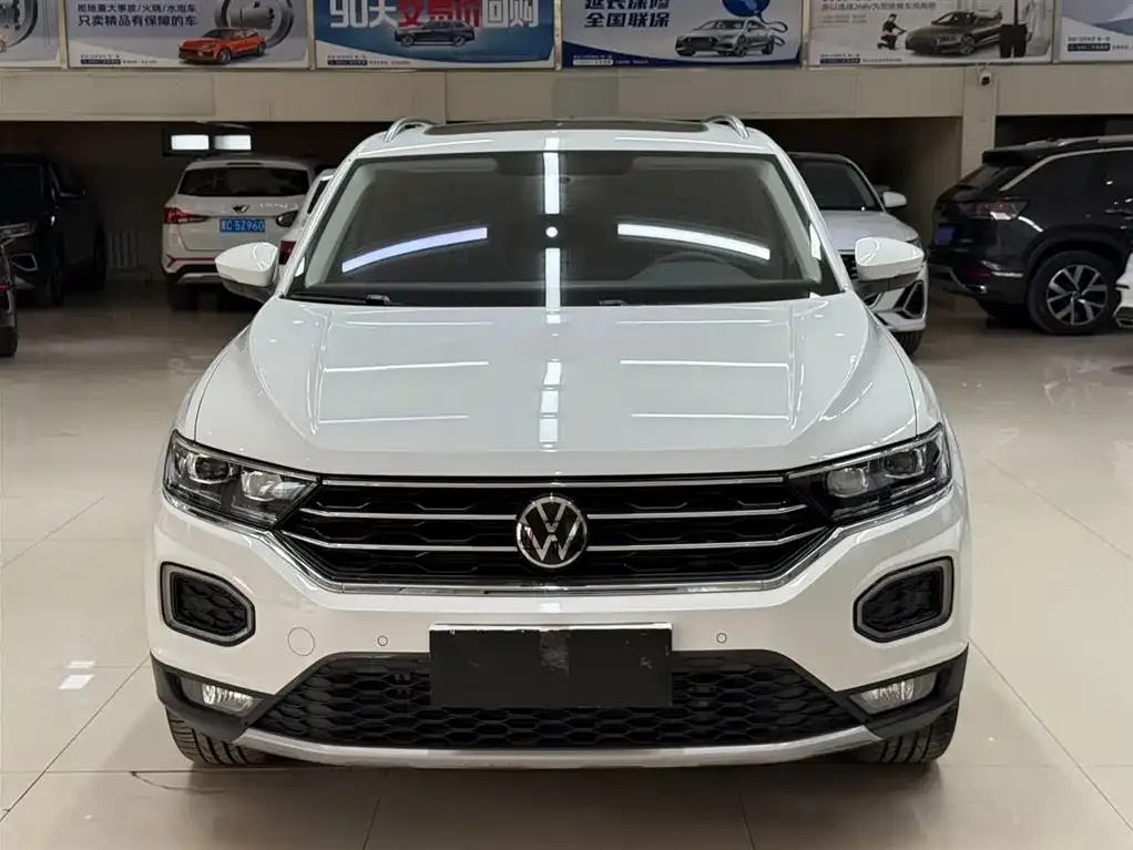 Volkswagen T-Roc — фото 3