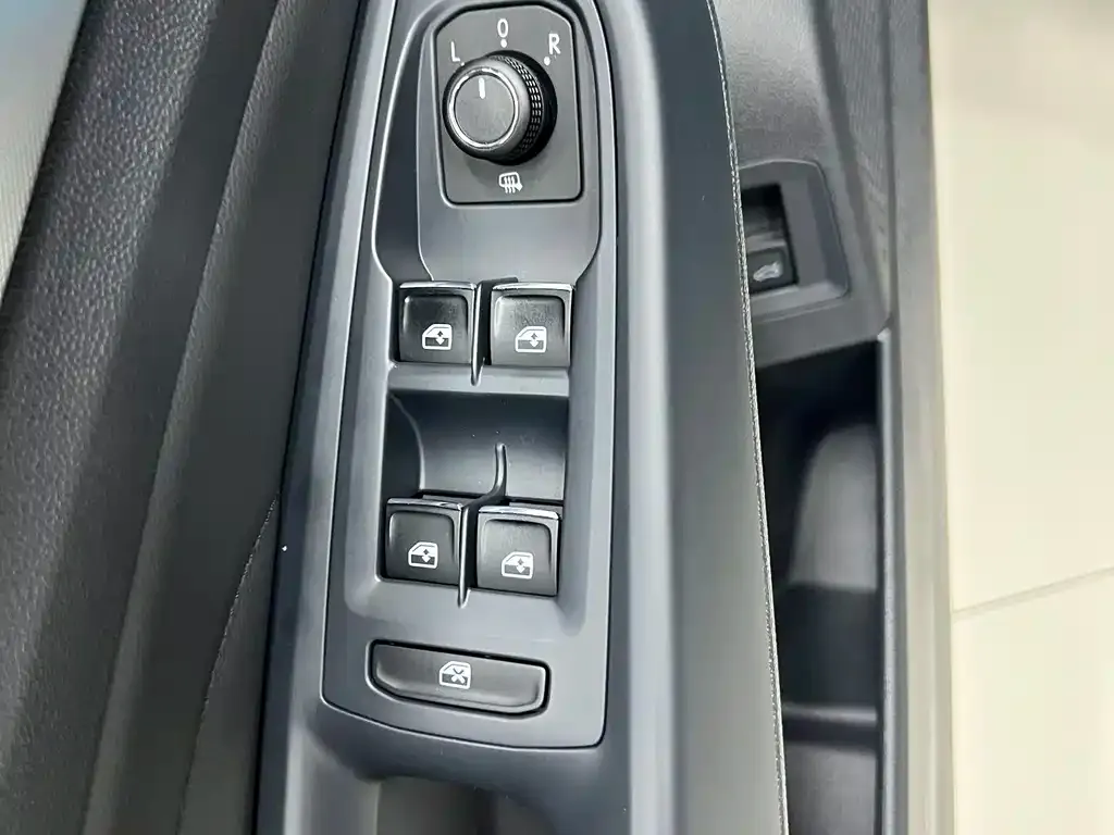 Volkswagen Passat — фото 2