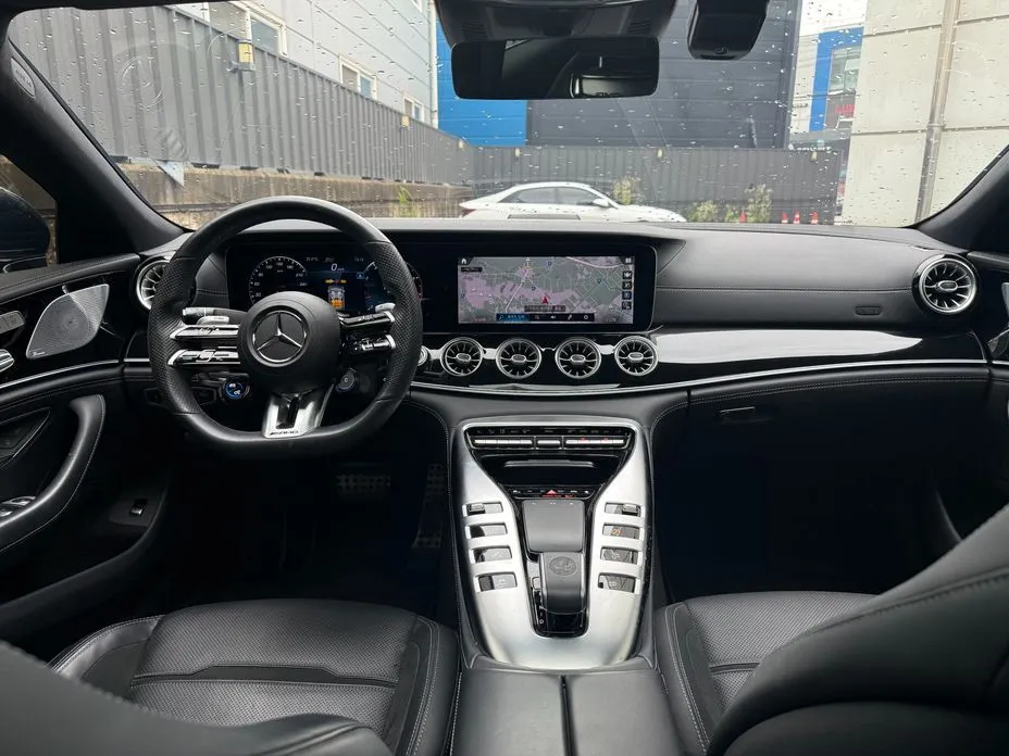 Mercedes-Benz AMG GT — фото 5