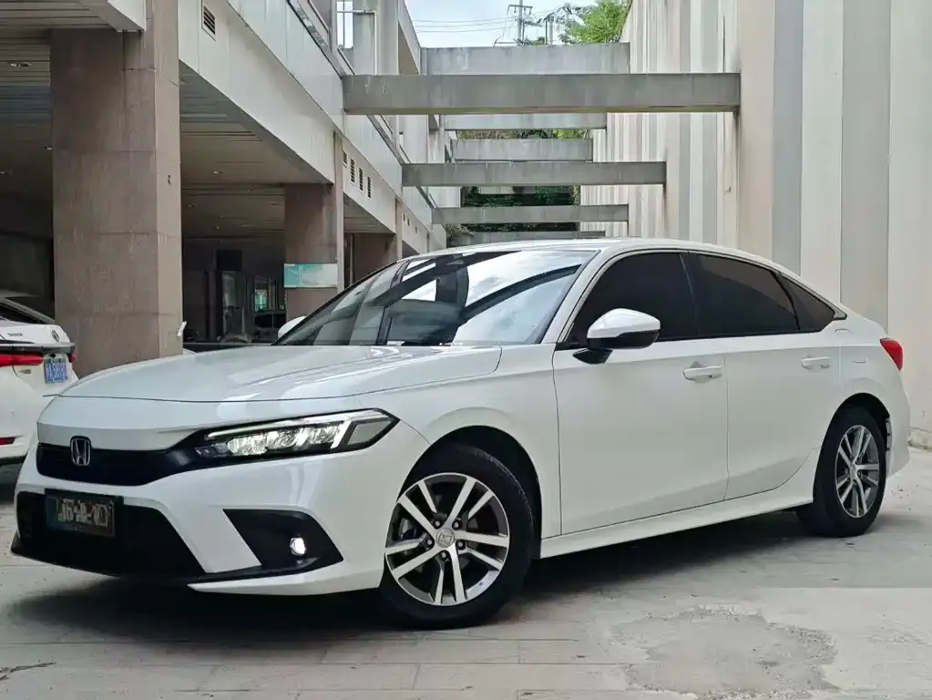 Honda Civic — фото 1