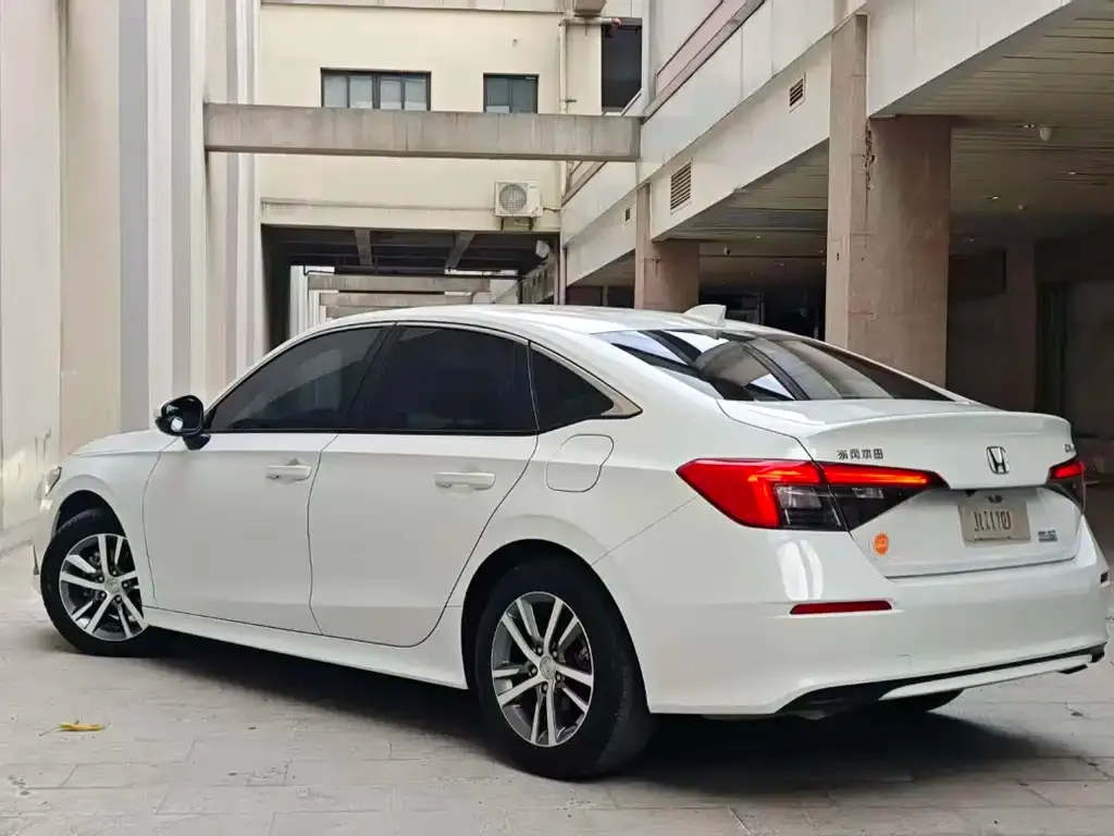 Honda Civic — фото 3