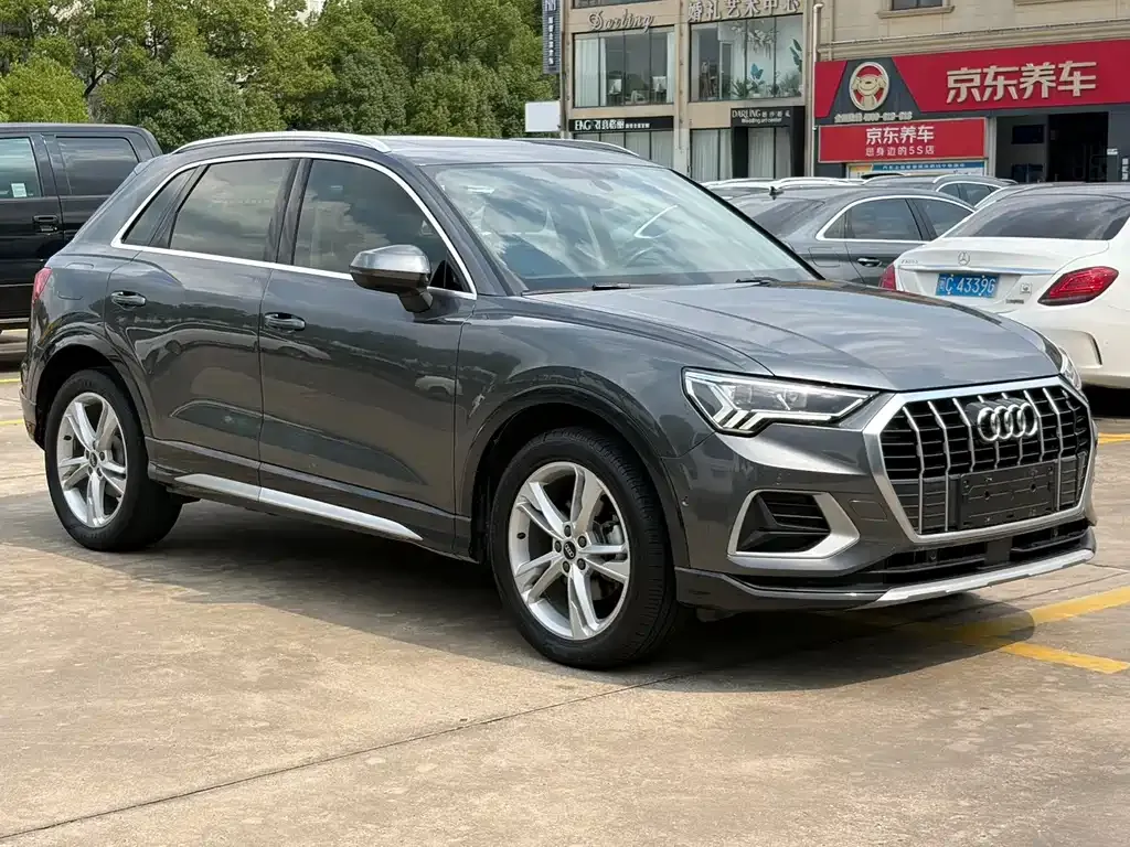 Audi Q3 — фото 4