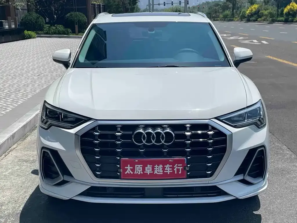 Audi Q3 2021 из CN, фото 3