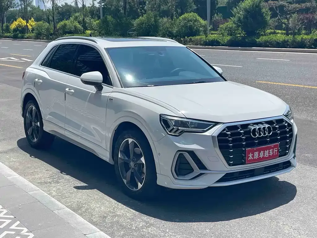 Audi Q3 2021 из CN, фото 10