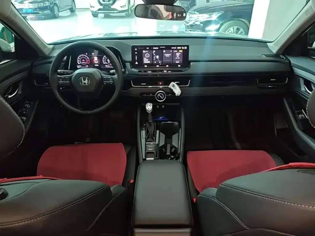Honda Inspire — фото 10