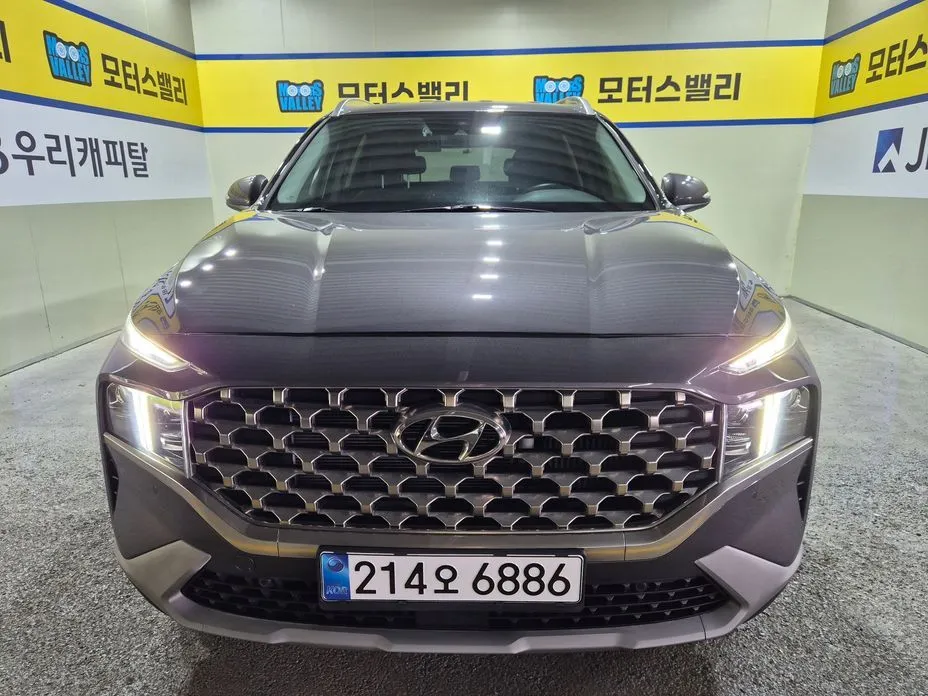 Hyundai Santafe — фото 1