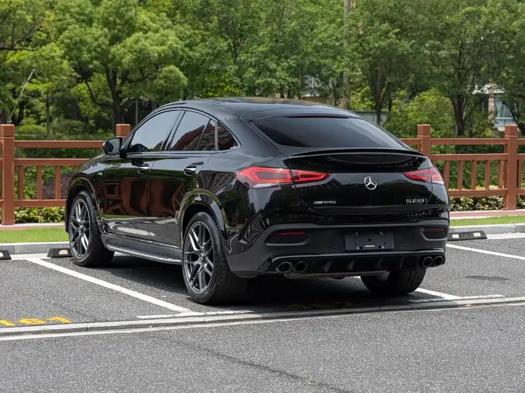 Mercedes-Benz GLE Coupe AMG — фото 9