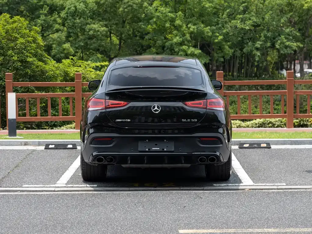 Mercedes-Benz GLE Coupe AMG — фото 10