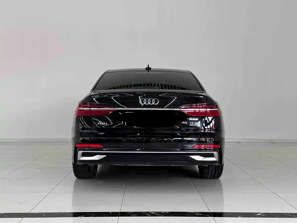 Audi A6L — фото 5
