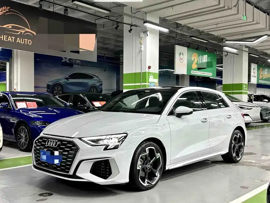 Audi A3 — фото 1