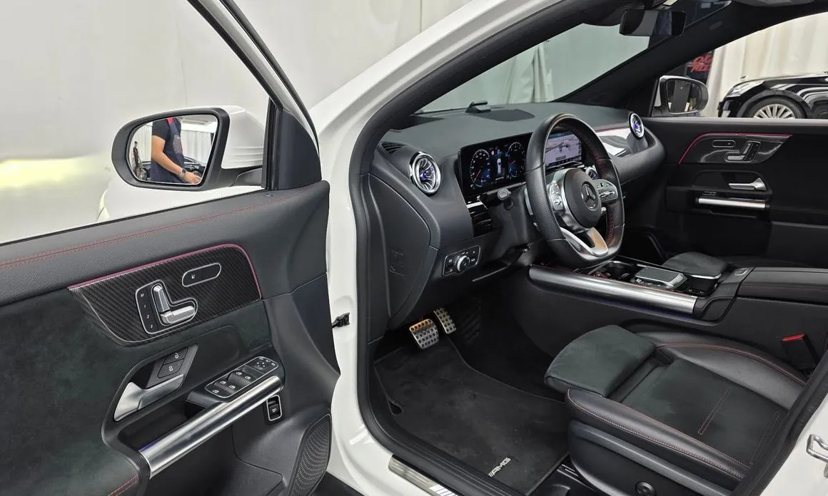 Mercedes-Benz GLA-Class — фото 10
