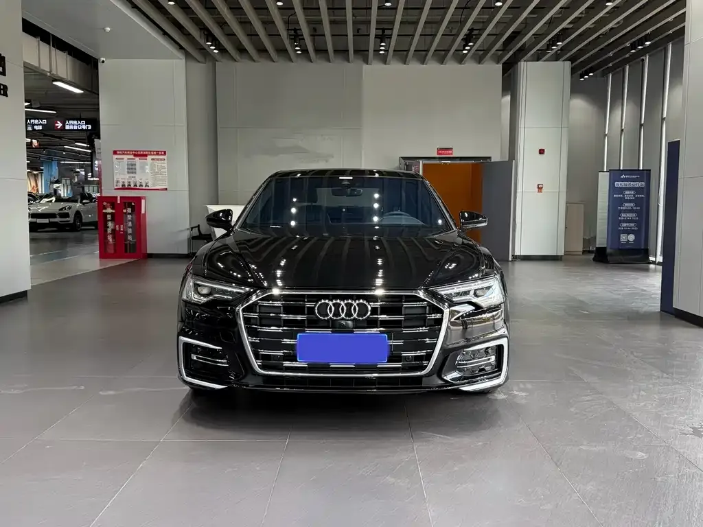 Audi A6L — фото 5