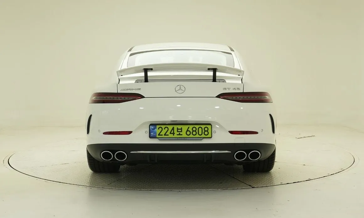 Mercedes-Benz AMG GT — фото 10