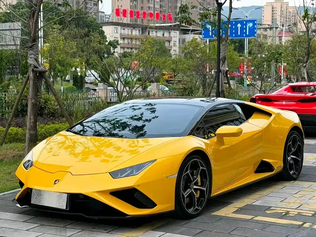 Lamborghini Huracan — фото 1