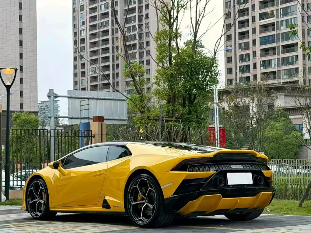 Lamborghini Huracan — фото 6