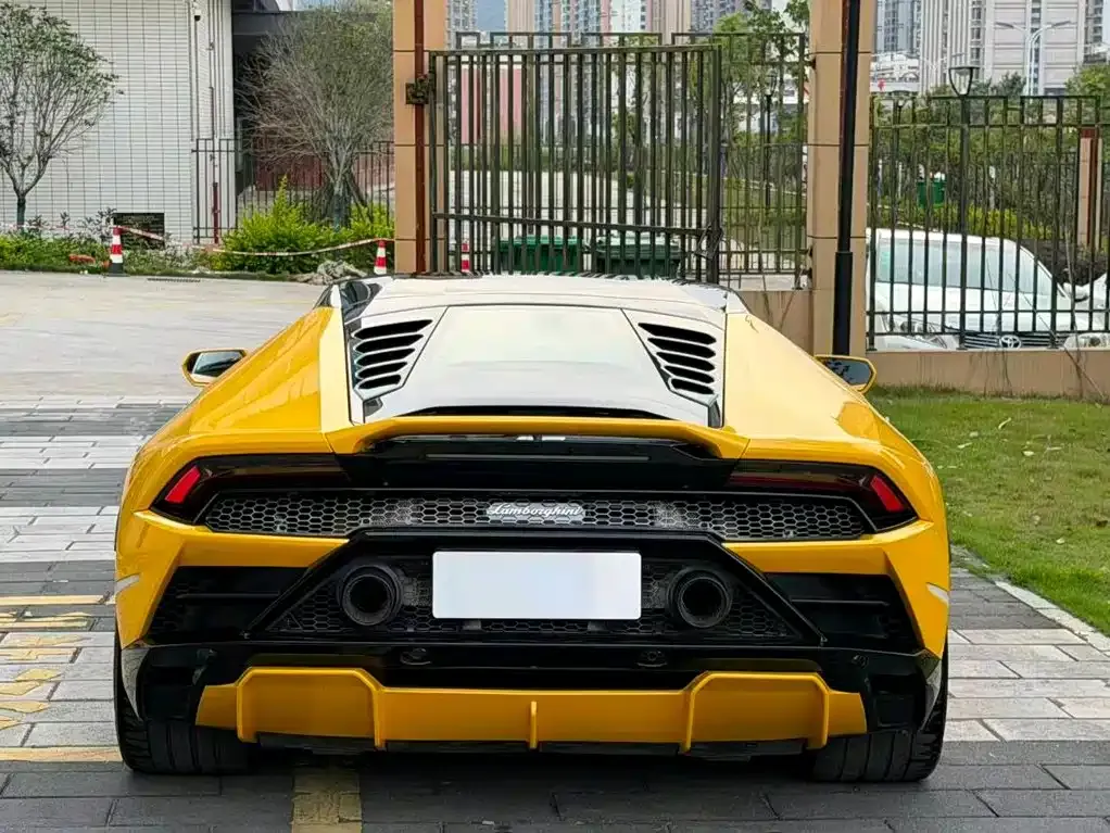 Lamborghini Huracan — фото 7