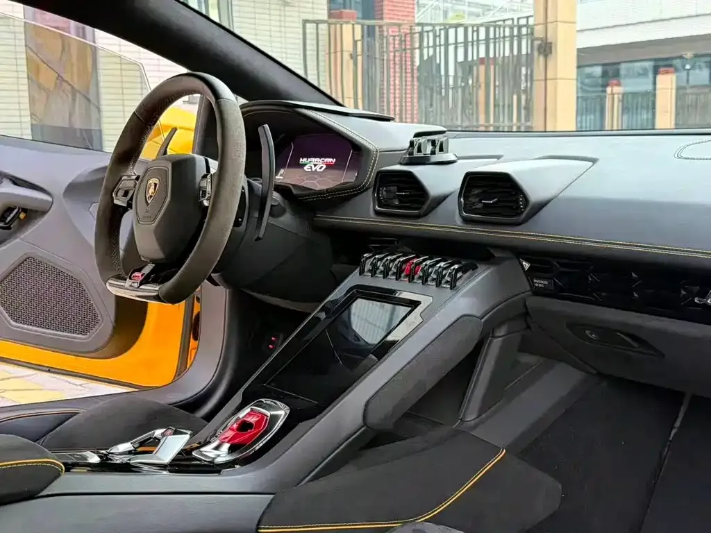 Lamborghini Huracan — фото 2