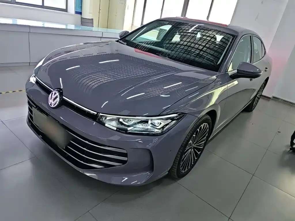 Volkswagen Passat — фото 6