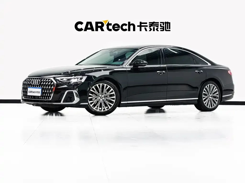 Audi A8 — фото 1