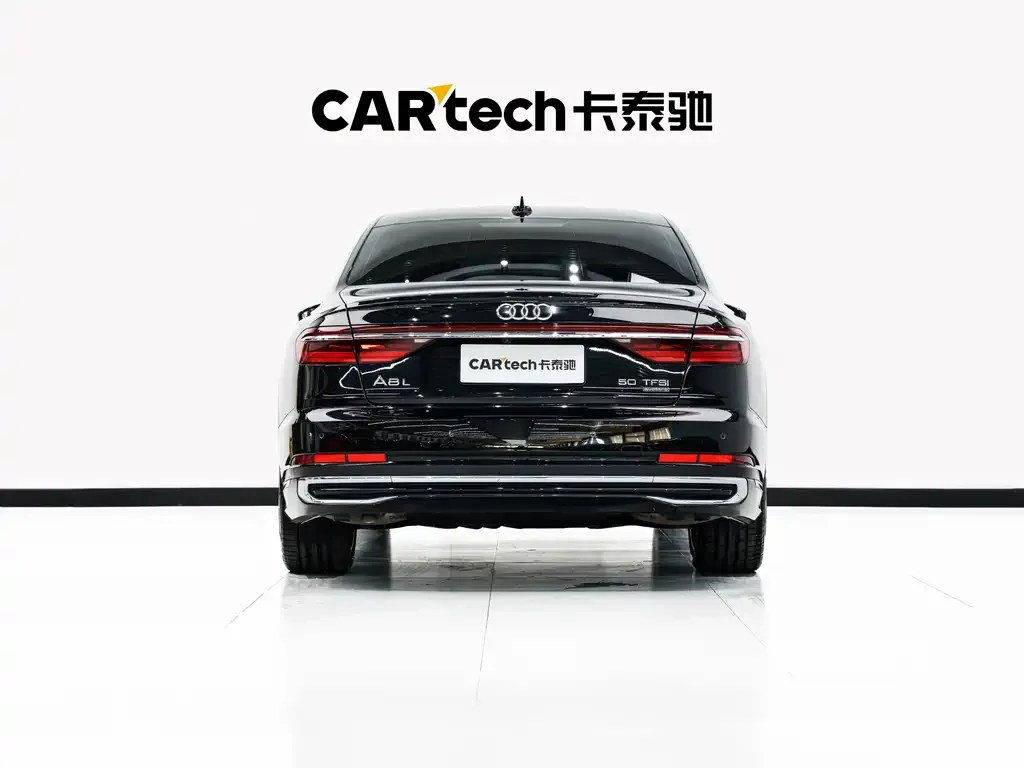 Audi A8 — фото 2