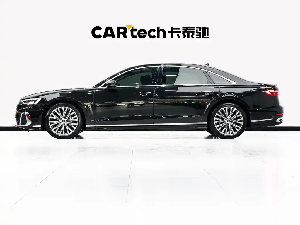 Audi A8 — фото 3