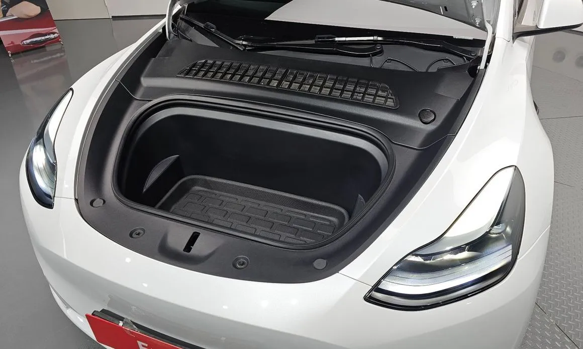 Tesla Model Y — фото 7
