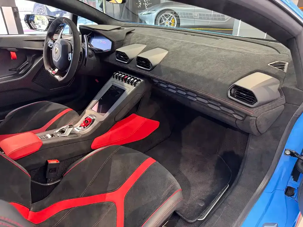 Lamborghini Huracan — фото 10