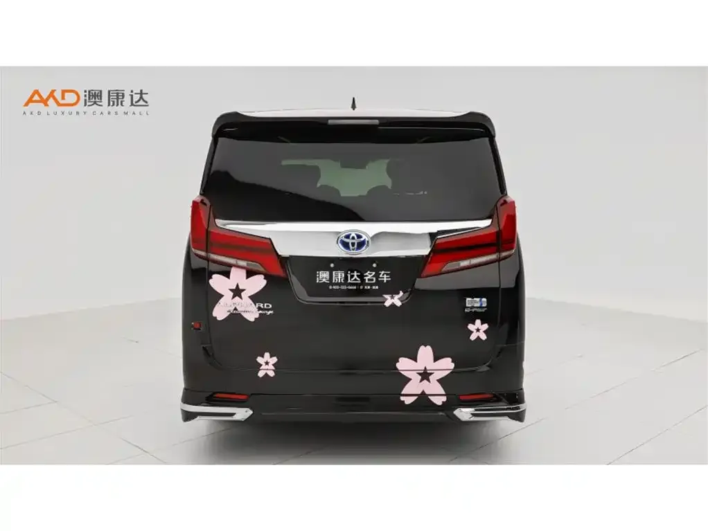 Toyota Alphard — фото 2