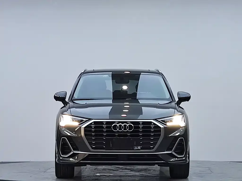Audi Q3 — фото 2
