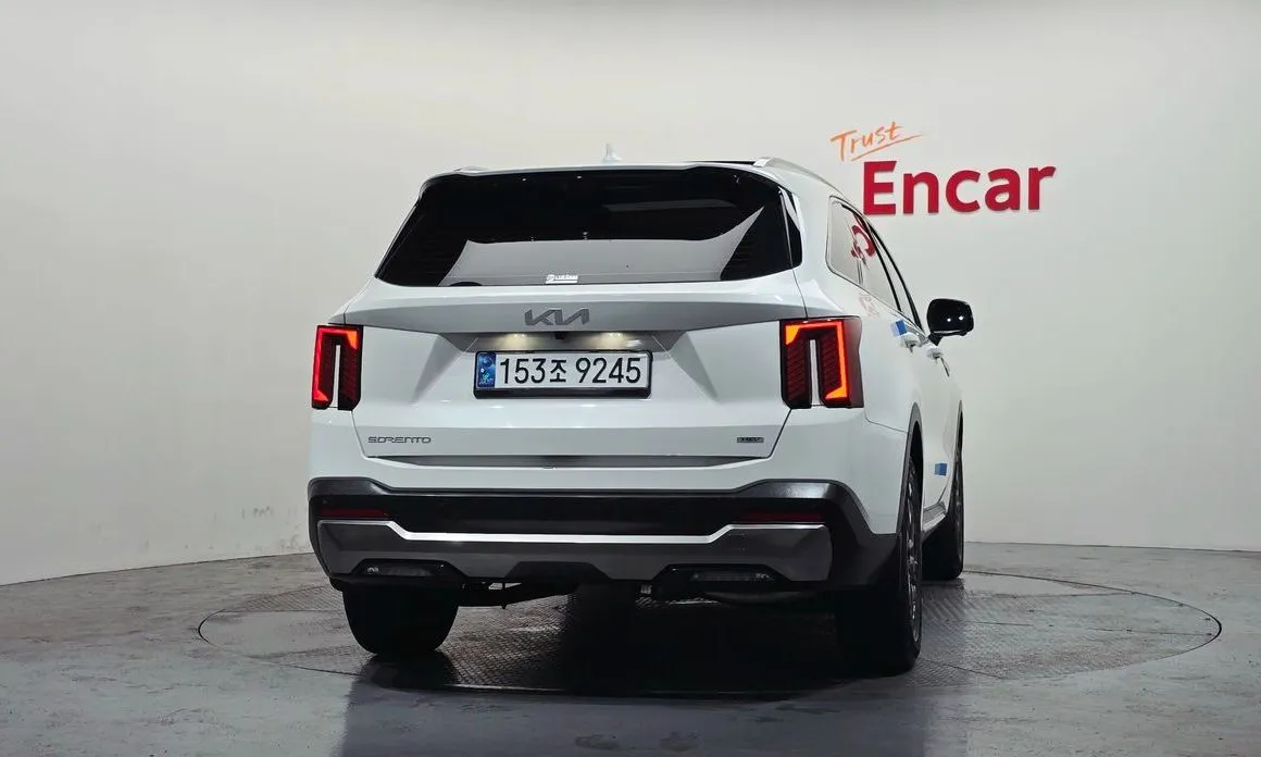 Kia Sorento — фото 3