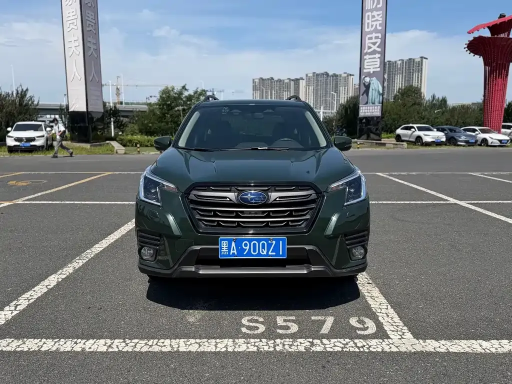 Subaru Forester — фото 10