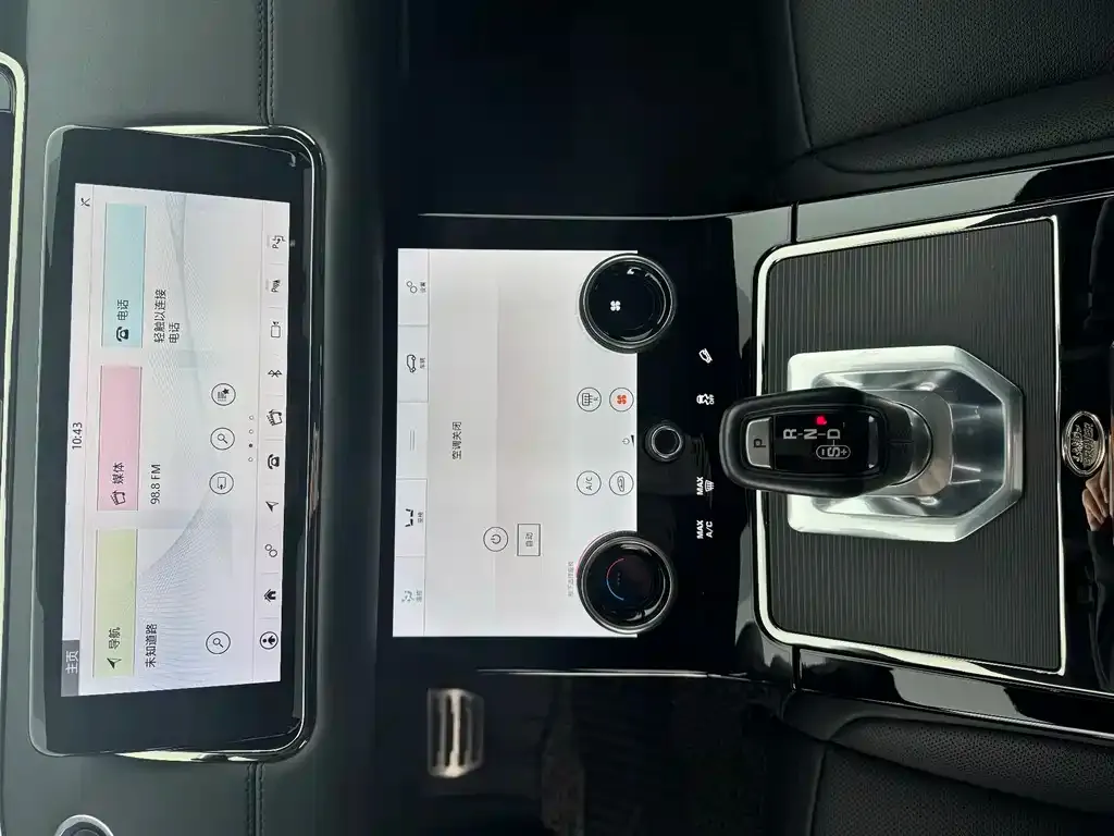 Land Rover Evoque — фото 10