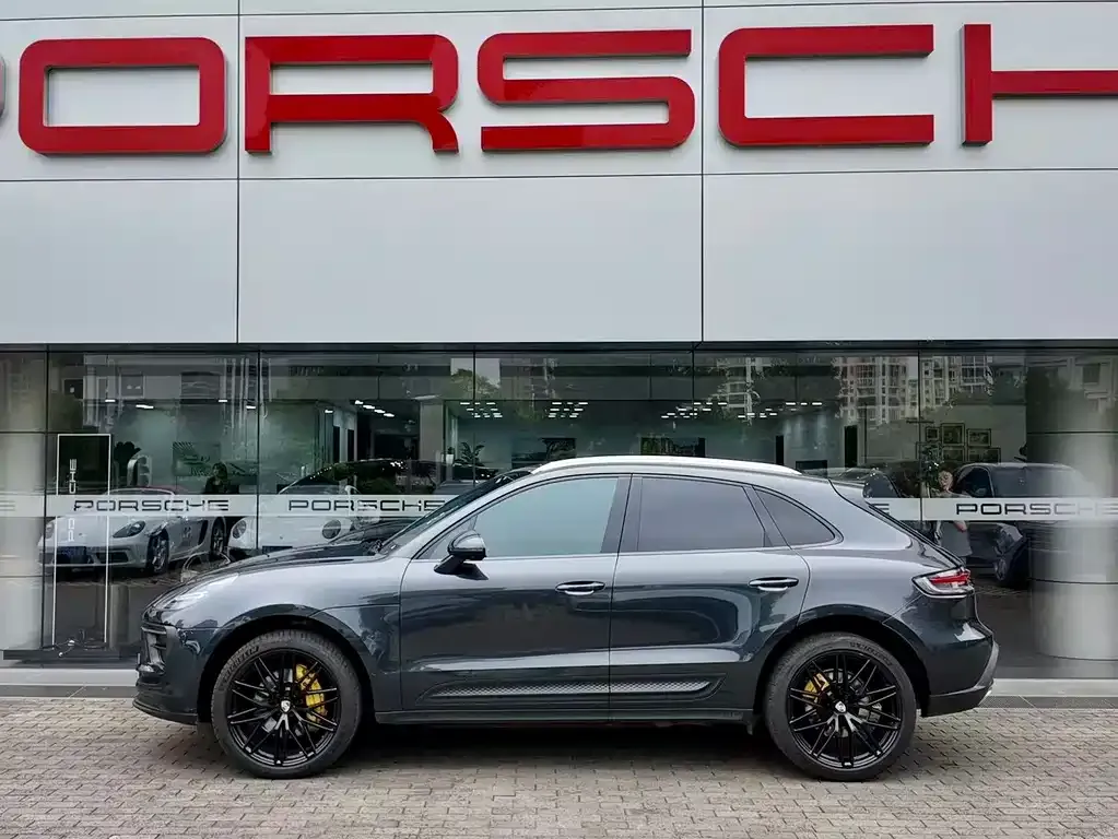 Porsche Macan — фото 7