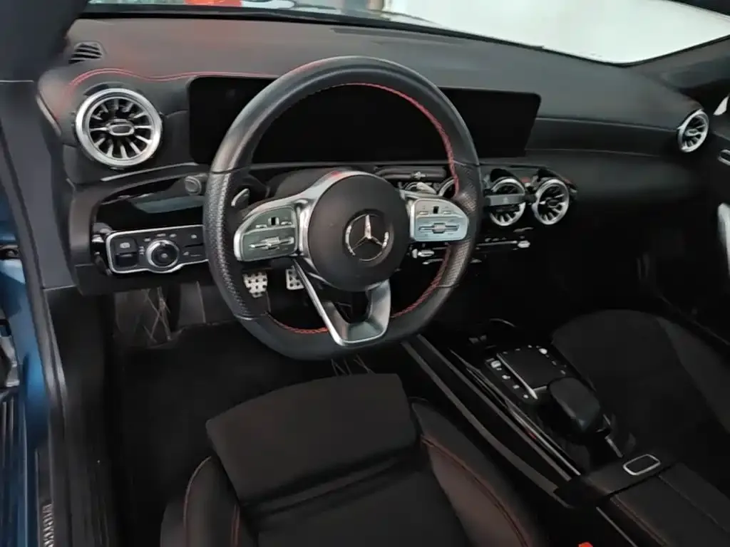 Mercedes-Benz CLA (Import) — фото 9