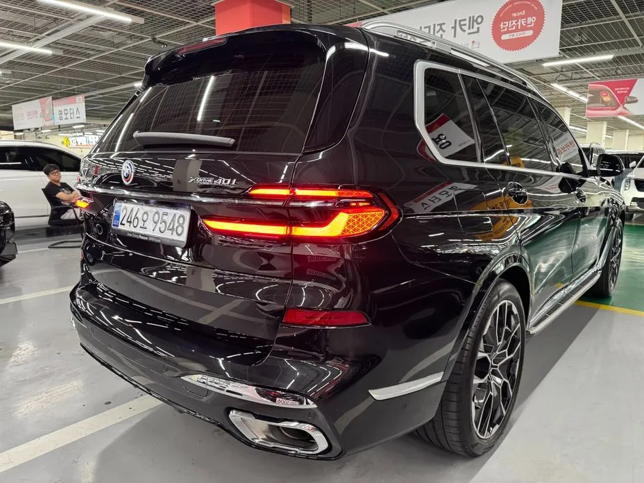BMW X7 — фото 6