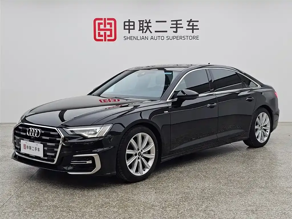 Audi A6L — фото 1